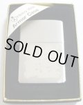 ★鎧！ARMOR アーマー　シルバーで鎧の文字 ２００４年 ZIPPO！新品
