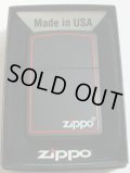 お洒落な・・ブラック！ロゴ・赤ライン入り　２０１２年　USA　ZIPPO！新品