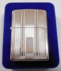 ☆お洒落な・・エンジンターン！両面デザイン 銀加工 １９９８年８月 ZIPPO！新品