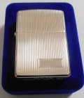 ☆お洒落な・・エンジンターン！両面デザイン 銀加工 １９９７年８月 ZIPPO！新品