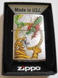 ☆龍・虎！迫力の・・タイガー＆ドラゴン ２０１８年 ジッポー社 ZIPPO！新品