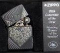 ☆☆☆伝統の・・ベネチアン柄★誕生５０周年記念 Collectible Of The Year ２０２４！４面彫刻 限定 ARMOR BLACK ZIPPO！新品
