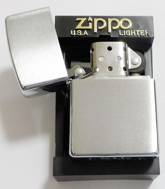 ☆2001年1月（A）一番シンプルな・・＃200 無地 ZIPPO！新品 - ジッポーパーク Zippopark
