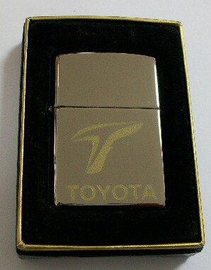 Зажигалка zippo toyota