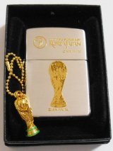 画像: ☆２００２年 FIFA WORLD CUP 日韓大会 三角カン＆トロフィー付 限定ZIPPO！新品