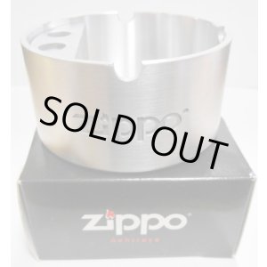 画像: ☆ZIPPO アルミ製 卓上丸型灰皿！２００７年製 Ashtray 箱入り 新品。
