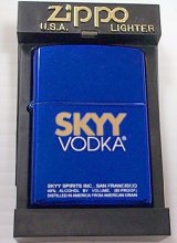 画像: ☆ＳＫＹＹ！マドンナお気に入りの・・ウォッカ！ブルー  ２００１年 ZIPPO 新品