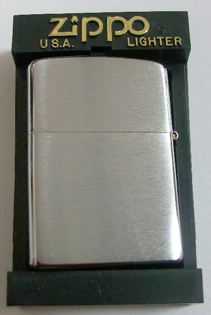 画像: ZippoCar！ジッポーカー　２００４年　＃２００　ZIPPO！新品