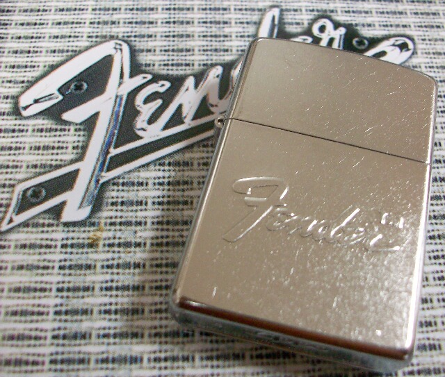 画像: ☆Fender USA！フェンダー　オリジナル　ロゴマーク 盛り上げ ２０１１年 ZIPPO！新品