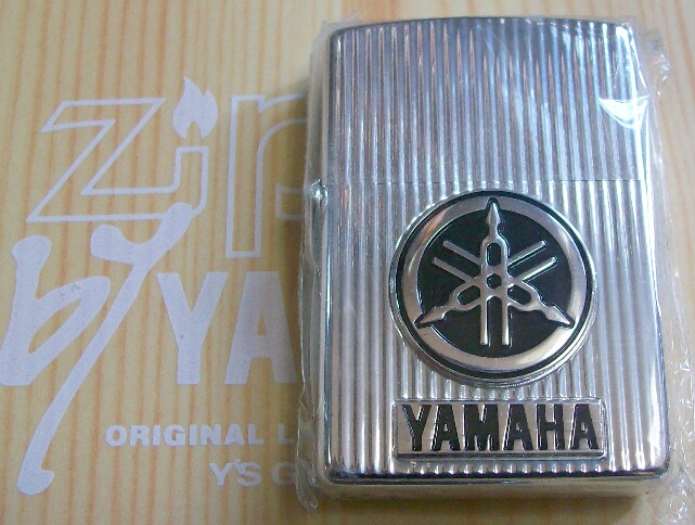 画像: ★YAMAHA！ヤマハ １９９９年 音叉エンブレム 銀加工 ＺIPPO！新品