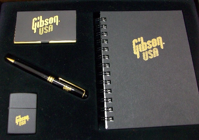 画像: ☆Gibson USA！世界のギブソン １９９８年 限定 ZIPPO＋デスクセット！未使用品