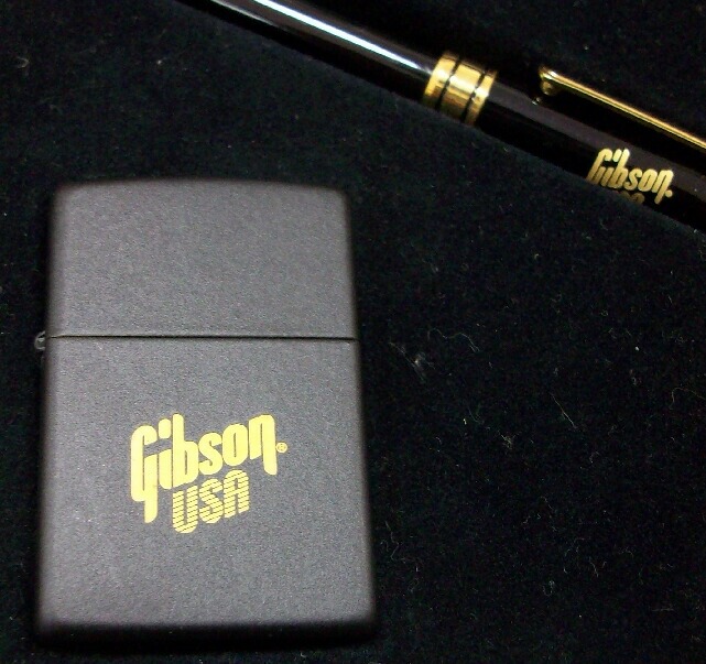 画像: ☆Gibson USA！世界のギブソン １９９８年 限定 ZIPPO＋デスクセット！未使用品