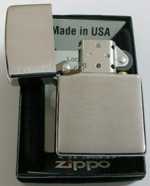 画像1: ☆ＺＩＰＰＯの基本！＃２００ Brushed Chrome ２０２１年５月（E ）Zippo！新品