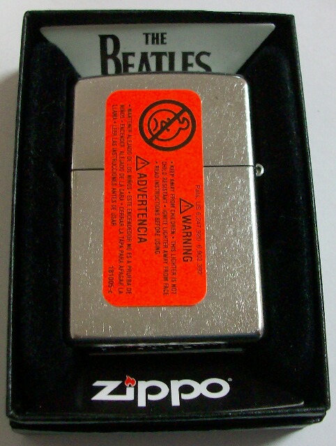 画像: ☆THE BEATLES！ビートルズ！２０１２年  ４人でパラソル　USA ZIPPO！新品