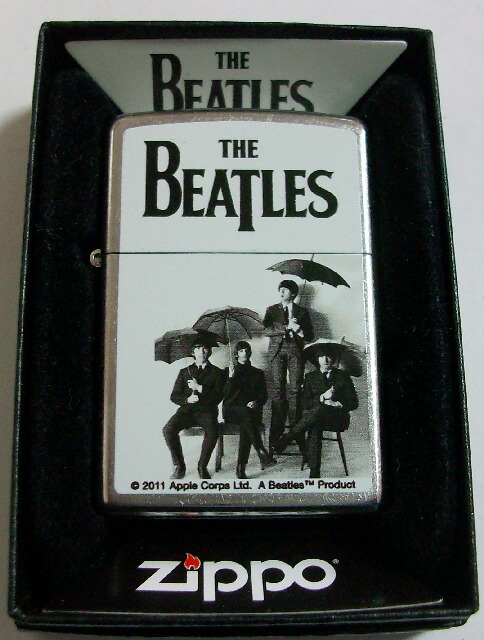 画像: ☆THE BEATLES！ビートルズ！２０１２年  ４人でパラソル　USA ZIPPO！新品