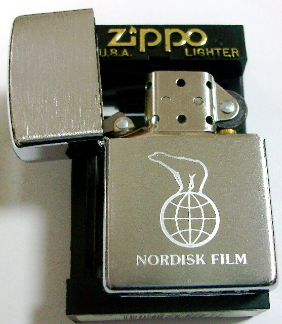 画像: ★NORDISK FILM ！オットセイのマーク  US企業 ２００３年１月 ＃２００ USA ZIPPO！新品