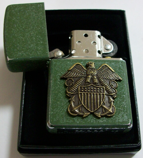 画像: ☆米軍 NAVY！グリーン・クラックル！USED仕上げ ２００６年 海軍 ミリタリーメタル ＺＩＰＰＯ！新品