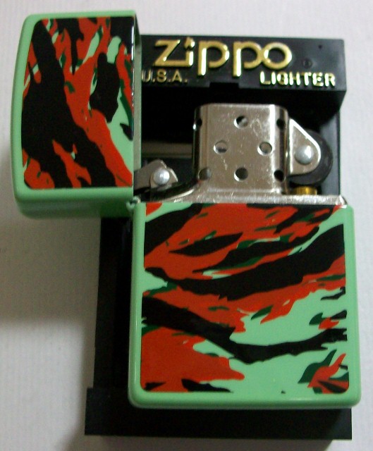 画像: ★ミリタリー系！カモフラージュ・カラー １９９８年５月 グリーン系 ＺＩＰＰＯ！新品