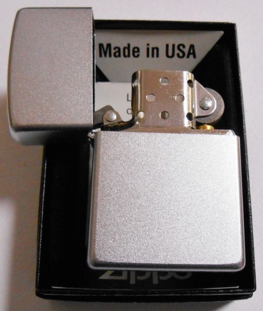 画像: ☆＃２０５ サテン・クローム！Satin Chrome ２０２１年４月（D ）Zippo！新品