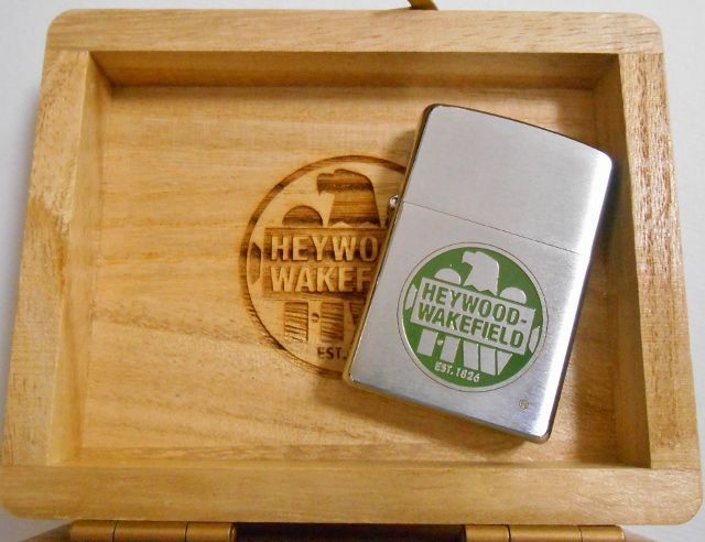 画像: HEYWOOD WAREFILD！米老舗家具メーカー 木箱入り ２００４年 限定ZIPPO！新品