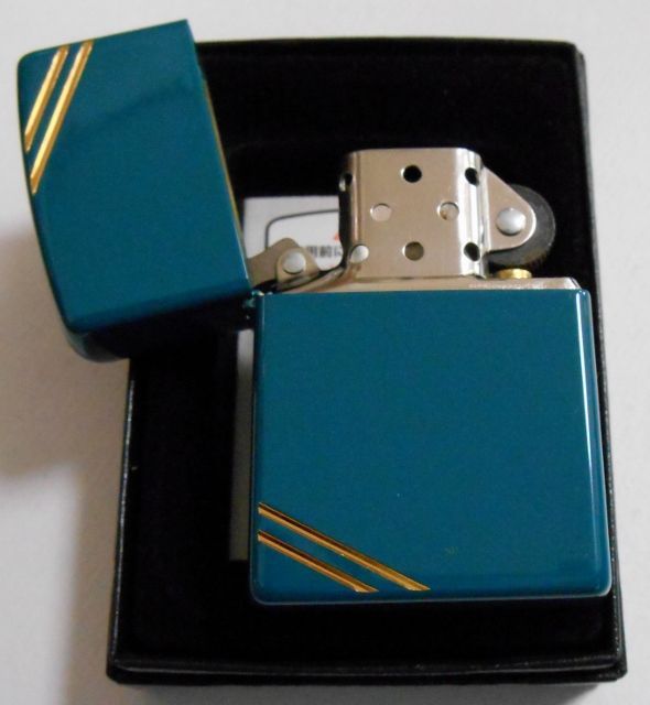 画像: ☆全面 ダークグリーン！カラフル＆シンプル！両面ダイアゴナルライン ２００７年 ZIPPO！新品