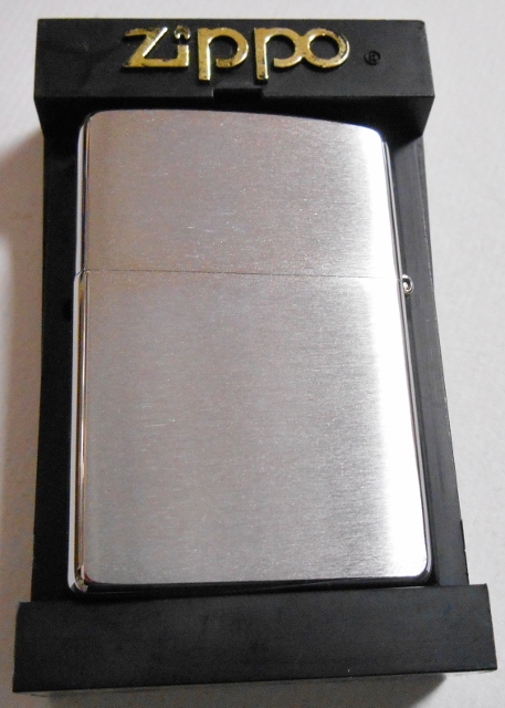画像: ☆カナダ・ジッポー！米国ジッポー社 カナダ工場製 ２００１年７月 ＃２００ 無地  ZIPPO！新品