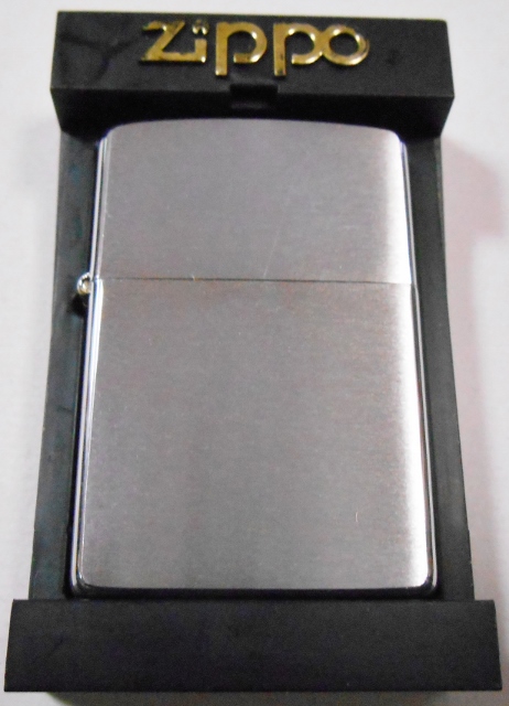 画像: ☆カナダ・ジッポー！米国ジッポー社 カナダ工場製 ２００１年７月 ＃２００ 無地  ZIPPO！新品