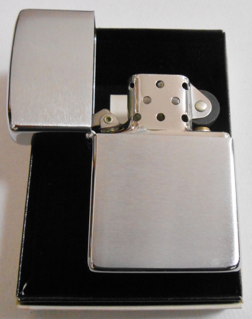 ☆１９８２年 VINTAGE ＃２００ プレーン 無地 ZIPPO 新品未使用品！ - ジッポーパーク Zippopark