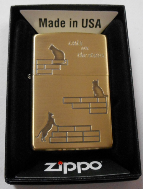 画像: ☆可愛い・・ネコ 三匹！Cats on the stairs 真鍮古美 猫 ZIPPO！新品。