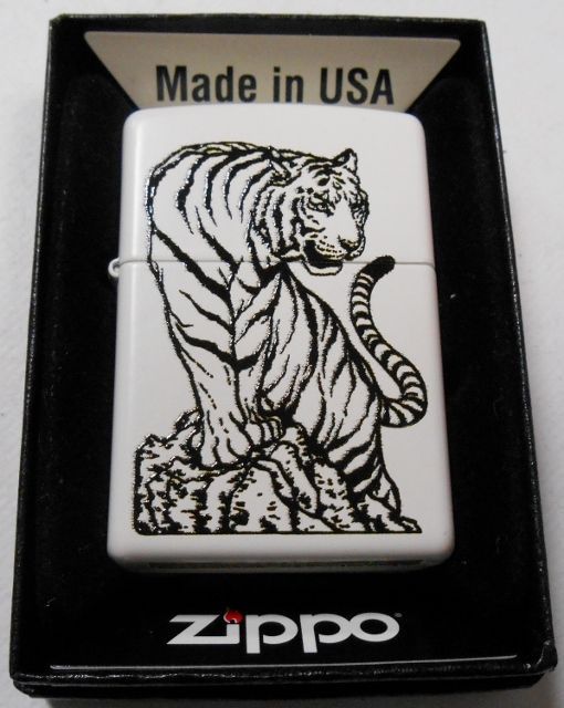 画像: ☆虎！迫力の・・タイガー Tiger ２０１５年 ホワイト USA  ZIPPO！新品