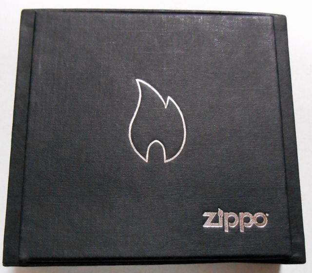 画像: 米国ジッポー社 Zippo キーホルダー＆ピンバッチ！箱入り 新品