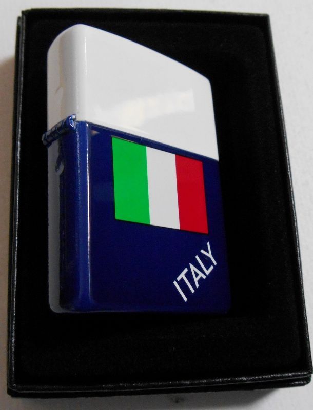 画像: ☆イタリア 国旗！お洒落な・・フラッグデザイン ２００１年 ZIPPO！新品