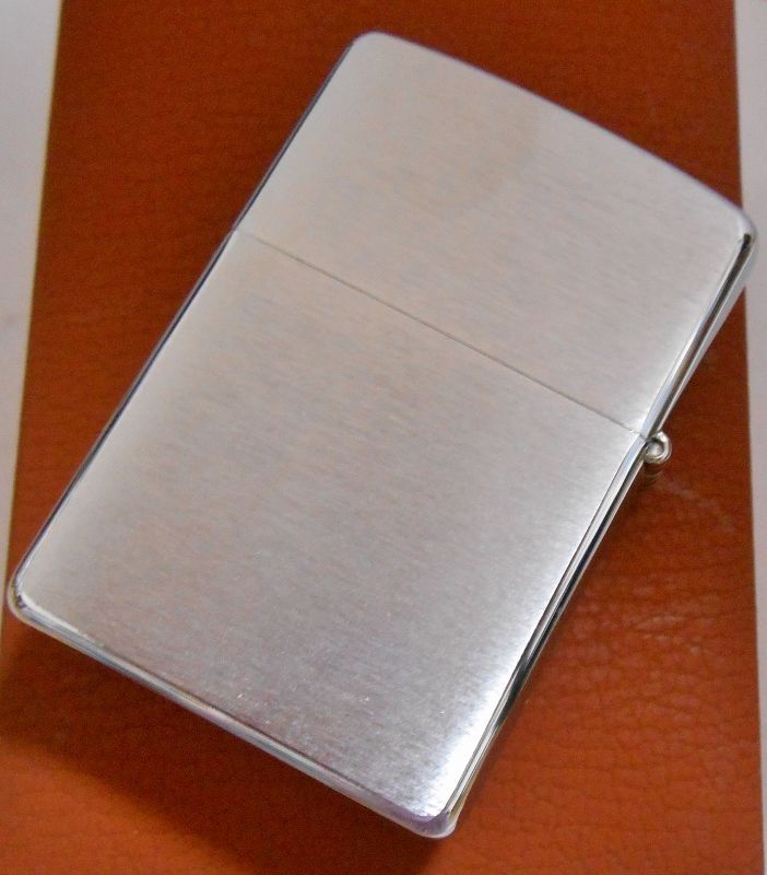 画像: ☆AVIREX！ミリタリー・フライトジャケットの・・アヴィレックス 限定 ２００２年 ZIPPO！新品