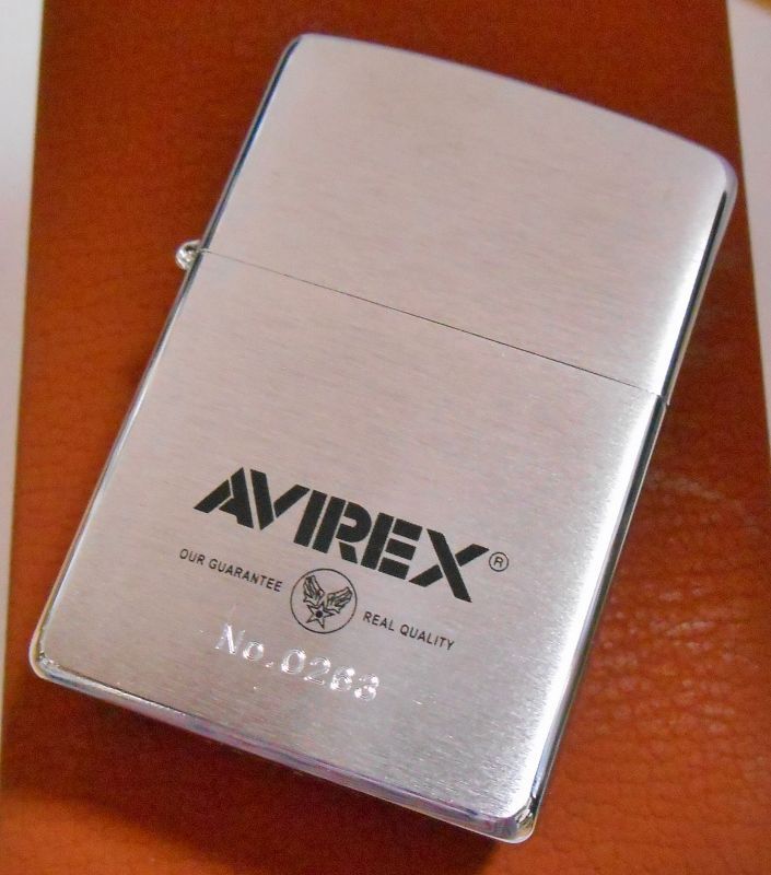 ☆AVIREX！ミリタリー・フライトジャケットの・・アヴィレックス 限定 