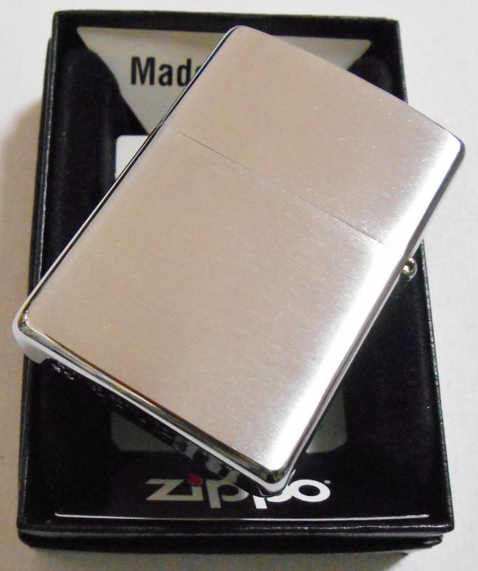 画像: ８ DOTデザイン！ブラック ８穴チムニー柄 ２００２年 ＃２００ ZIPPO！新品