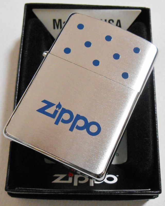 画像: ８ DOTデザイン！ブルー ８穴チムニー柄 ２００２年 ＃２００ ZIPPO！新品