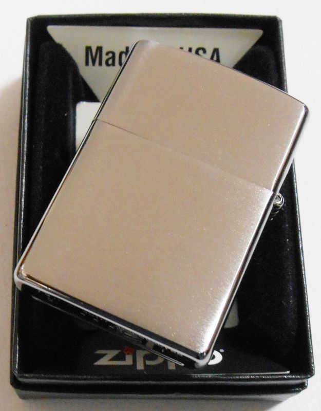 画像: IT WORKS OR WE FIX FREE 炎のデザイン ２０１５年 ＃２００ ZIPPO！新品