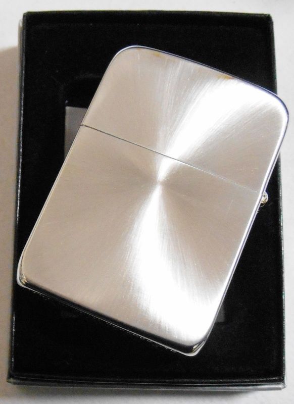 画像: ☆１９４１ イニシャル・・T　両面スピンデザイン！銀加工 ２００４年 ZIPPO！新品