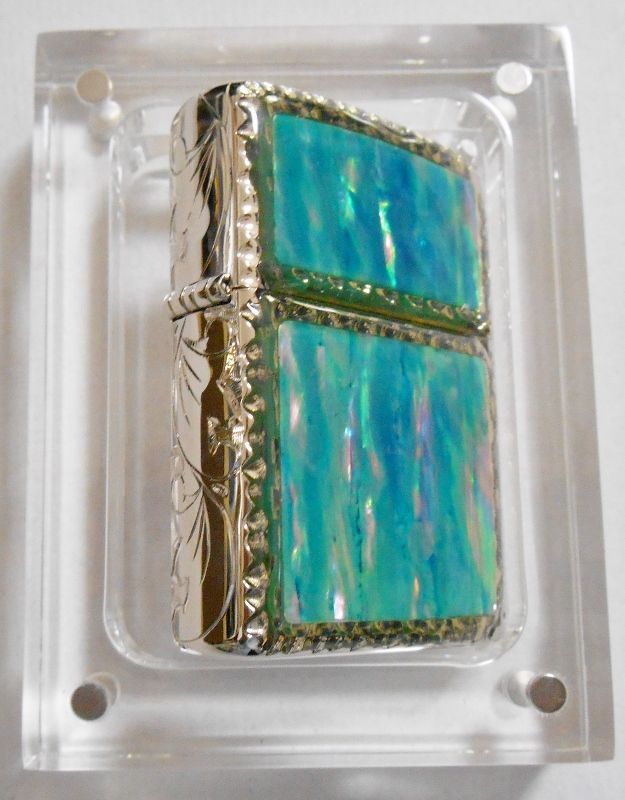画像: ☆豪華！天然貝 両面SHELL ★三面手彫り 五面デザイン！グリーン系  ２００６年 ZIPPO！新品B