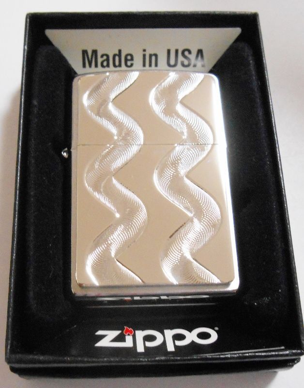 画像1: ずしりと・・重い！輝く シルバーカラー＆繊細な彫刻エンブレム！２０１１年 USA ZIPPO！新品