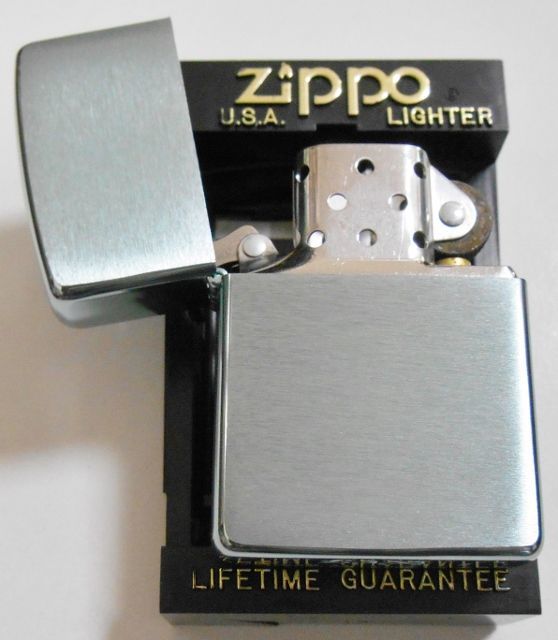 画像: ★１９９４年１０月（J)製 淡い色合いの・・MINT GREEN ＃２００ ZIPPO！新品