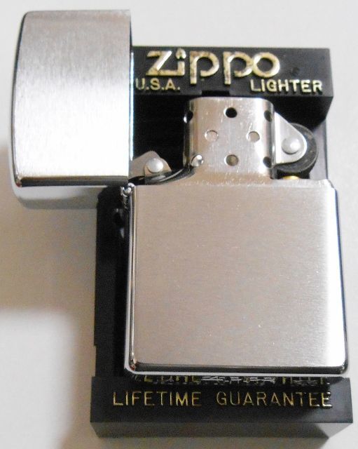 画像: ☆１９９９年１月（A） 一番シンプルな・・＃２００ 無地 ZIPPO 新品