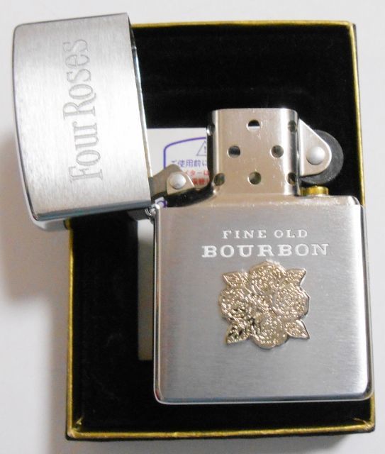 画像: ☆Ｆｏｕｒ Ｒｏｓｅｓ！フォアローゼス バーボン メタルエンブレム ２００１年 ZIPPO！新品