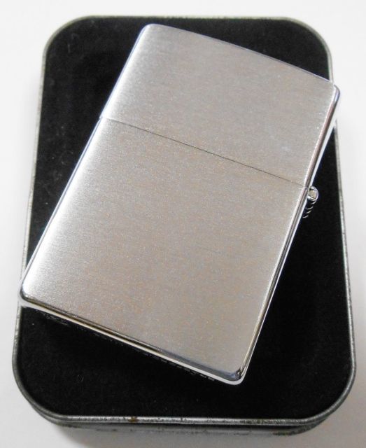 画像: ☆ウィンディ！１９３７年誕生 Windy What a Beauty １９９９年１月 ＃２００ ZIPPO！未使用品