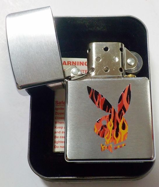 画像: ★PLAY BOY！色鮮やかな・・ラビットへッド ＃２００ ２００２年８月 ZIPPO！新品