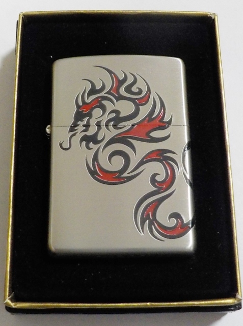 画像1: ◎龍！福を呼ぶ・・サイドまで龍デザイン！銀加工サテーナ ２００５年 ZIPPO！未使用品