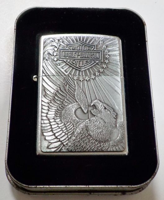 画像1:  ★USA HARLEY-DAVIDSON★迫力のメタルエンブレム！２００２年４月 Satin Chrome Zippo！新品A