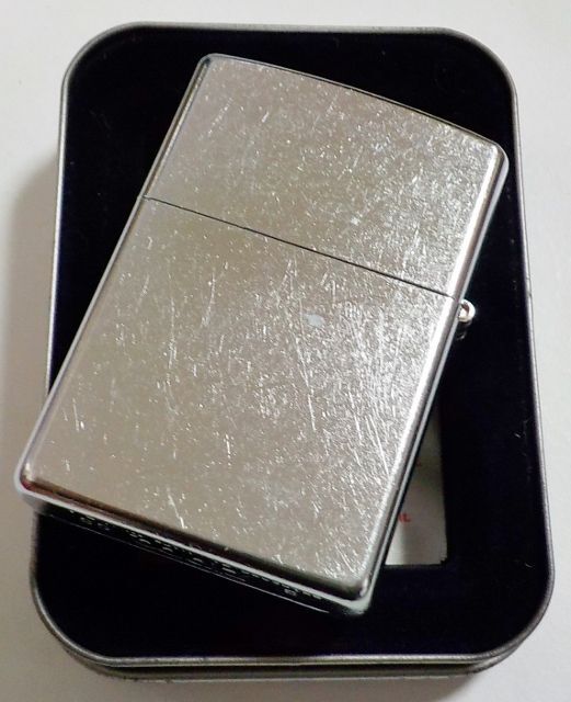 画像:  ★USA HARLEY-DAVIDSON★迫力のメタルエンブレム！２００５年２月 Satin Chrome Zippo！新品D