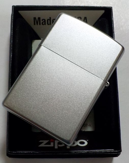 画像: ☆Heart 色鮮やかな・・ハート♡デザイン ２０２２年 Satin Chrome Zippo！新品