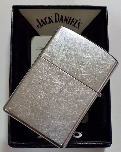 画像: ☆Jack Daniel's！人気のウィスキー ジャック・ダニエルズ！OLD NO.7 ボトル柄  Street Chrome Zippo！新品